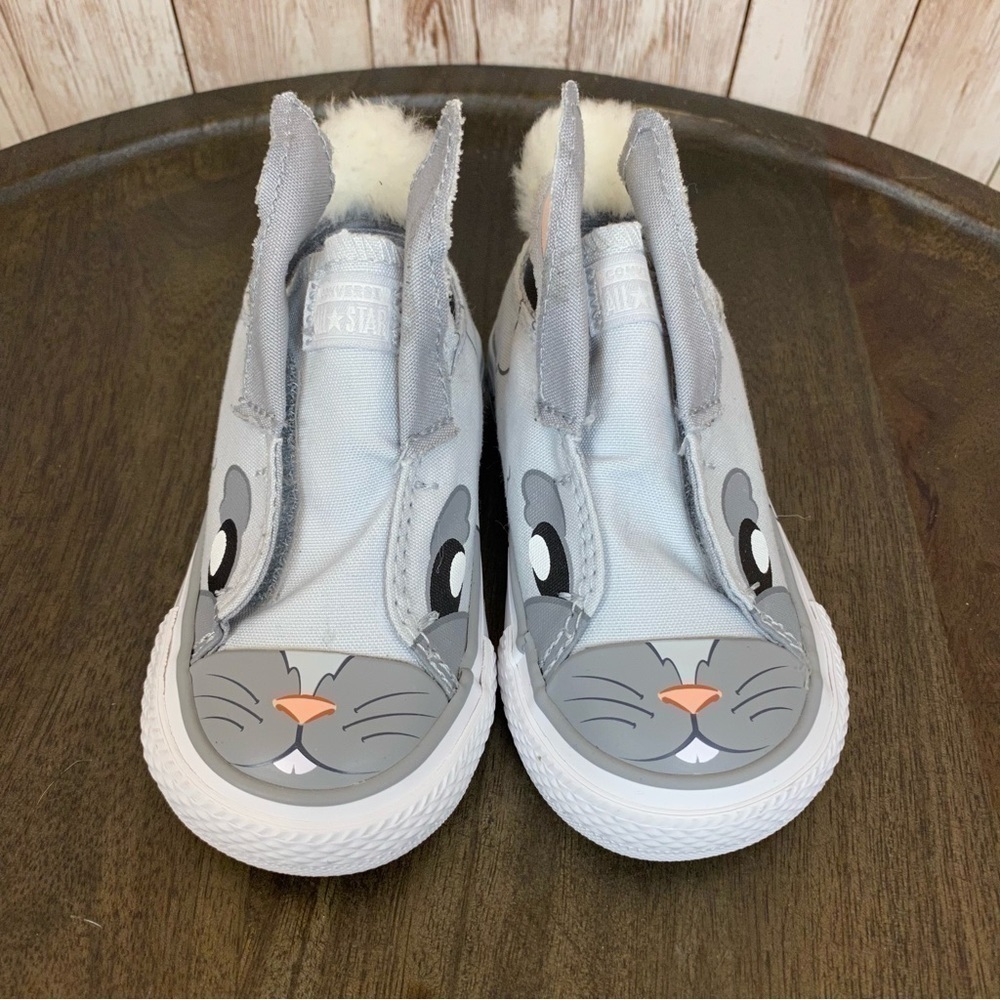 Converse CTAS Creatures Ox Rabbit Sneakers Size 4 Infant - Picture 2 of 11